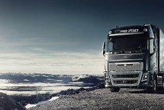 Volvo-FH16-above-the-clouds-
